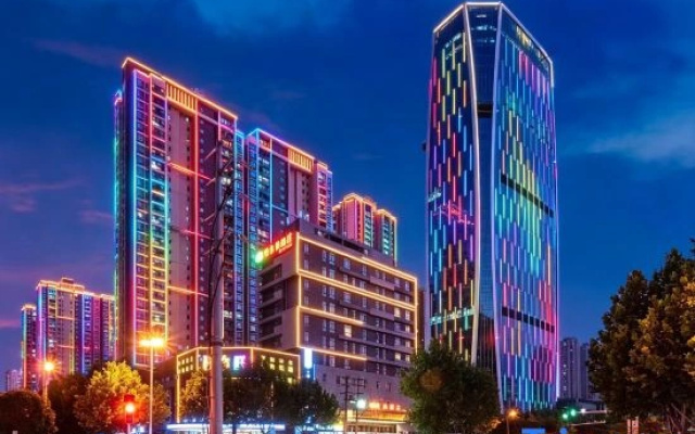 Vienna Hotel (Wuhan Hankou Railway Station Shiqiao Subway Station)