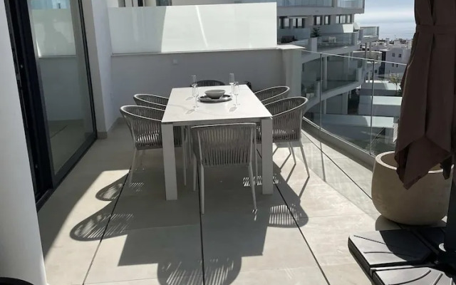 Huswell - Oceanview Stay in Higuer n West