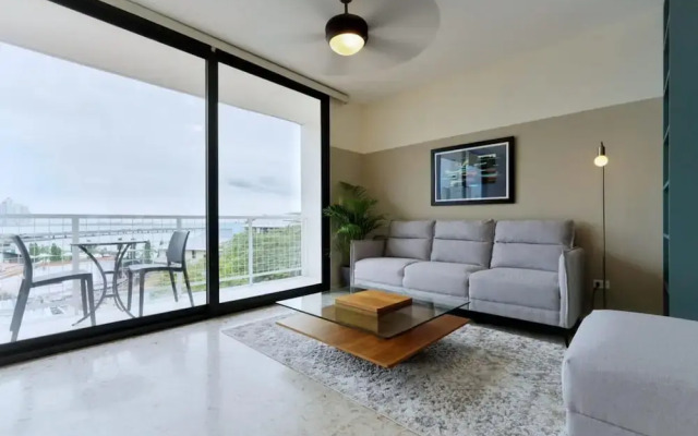 w Refined 1BR in Casco Antiguo