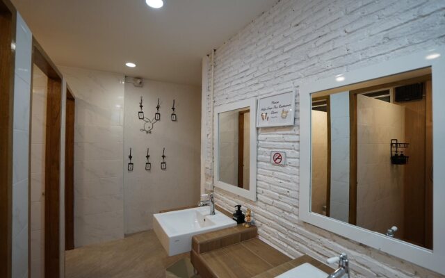 Rabbitat Hostel
