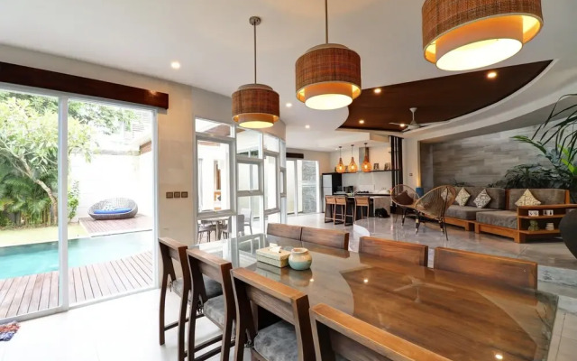 Luxury Villa K Central Seminyak