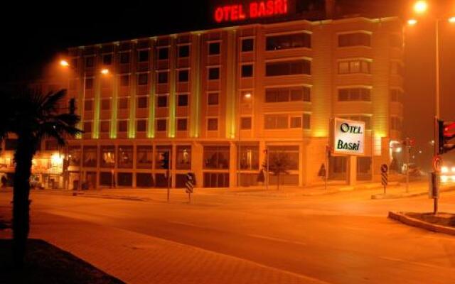 Hotel Basri