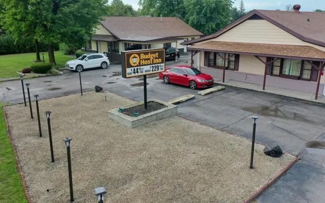 Budget Host Inn
