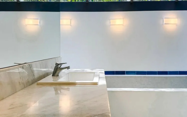 Arquitetura única na Granja Viana