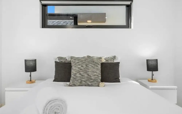 La Perla 2br2ba Home w Private Pool Patio BBQ