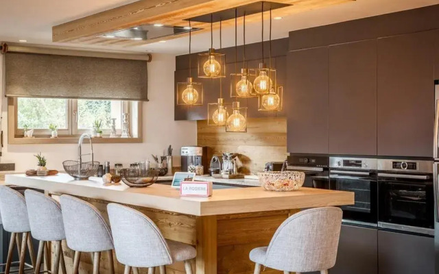 Chalet Montvalezan-La Rosière, 8 pièces, 14 personnes - FR-1-398-621