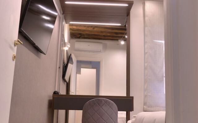 Helmirage Suite Via Del Corso