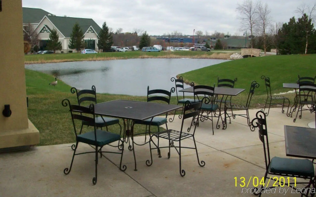Holiday Inn Pewaukee - Milwaukee West by IHG