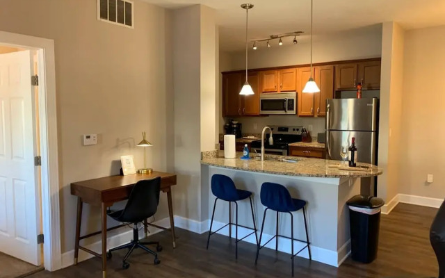 Luxury Polaris 2BR 1st Floor Pet-friendly