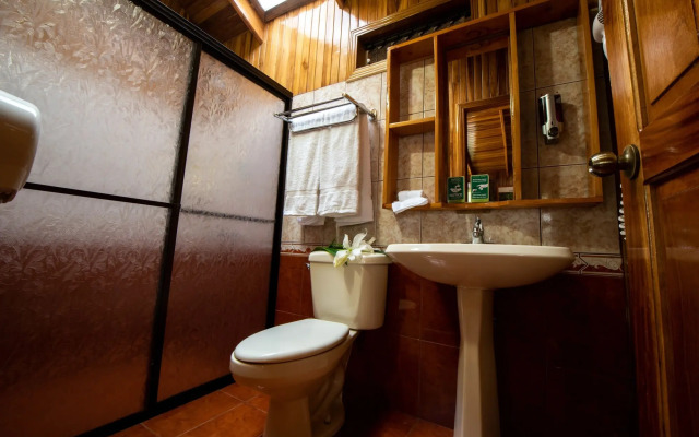 Los Pinos Cabanas y Jardines