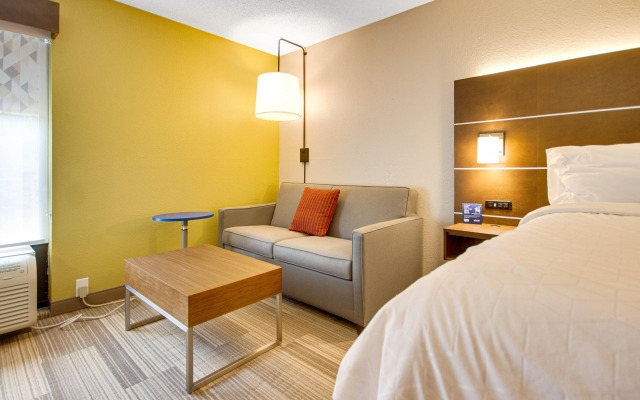 Holiday Inn Express Dublin by IHG