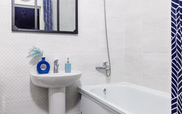 Апартаменты на улице Героя Г.Бочарникова 4 корпус 1