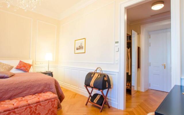 Imperium Residence - Experience the most Luxurious Apartment in Vienna Center