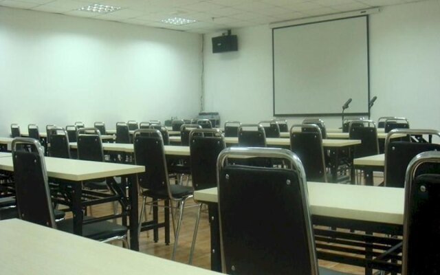 Home Inn Jinqueshan - Linyi