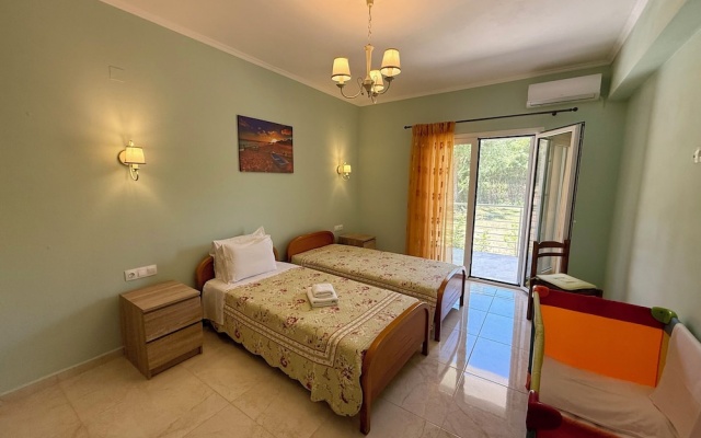 Thomas apartments Corfu