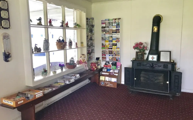 Leola Inn and Suites