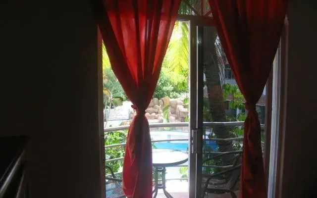 Hotel y Suites Bugambilias