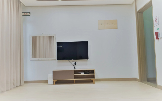 Boryeong Dacheon Haha Pension