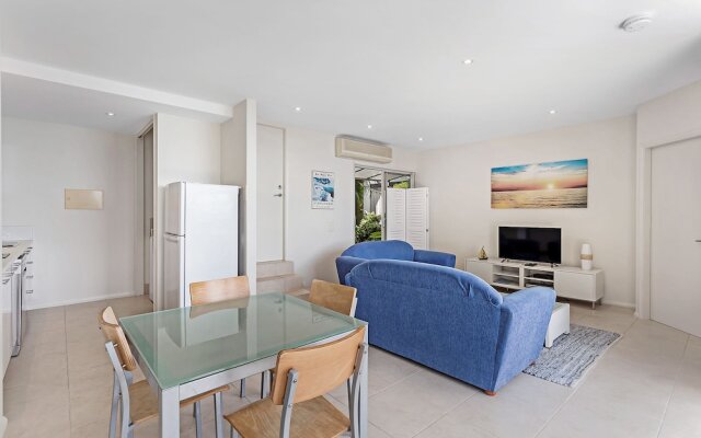 Mirage, 24A Gloucester Street