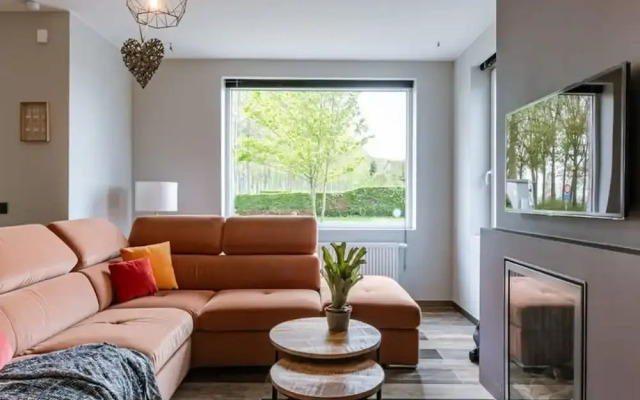 Holiday Home Along the Canal With Great Views
