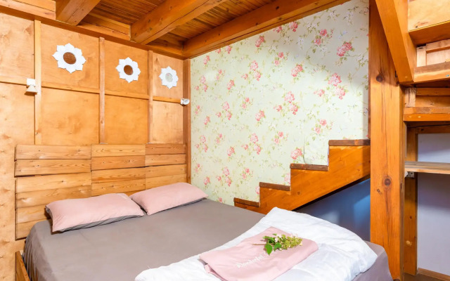 Artful Cottage Moscow (Артфул Коттедж Москоу) на улице Аэродромная 18 - фото 2