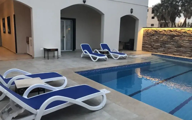 Royal Home Villa Apartment