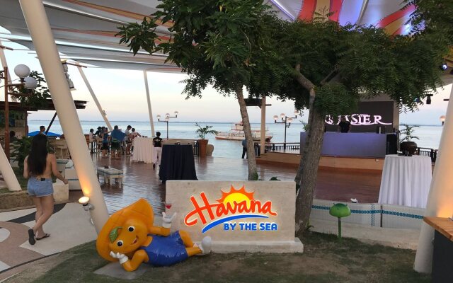 JPark Island Resort & Waterpark