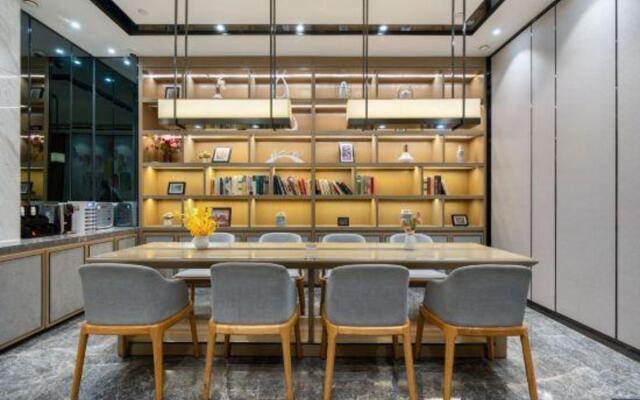 Parkgeun Hotel (Guangzhou East Station Tianhebeitianrun road)