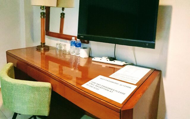 Golden Court Hotel @ Taman Pelangi