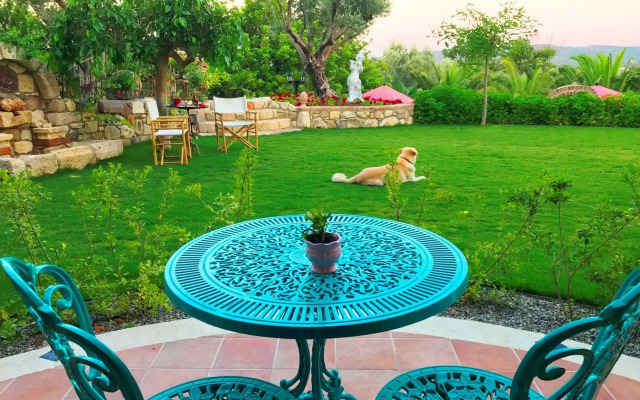 Alacati Romantik Villa Taraca Hotel