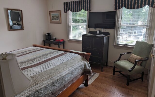 The Virginia Cliffe Inn