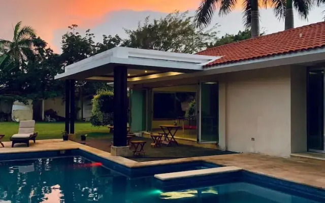 Bacab Mansion