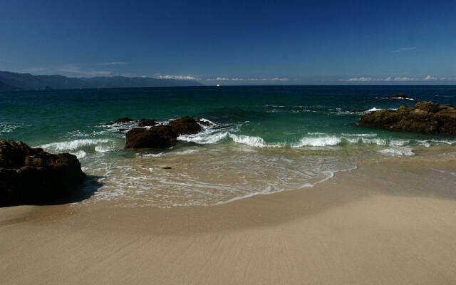 Lindo Mar Resort
