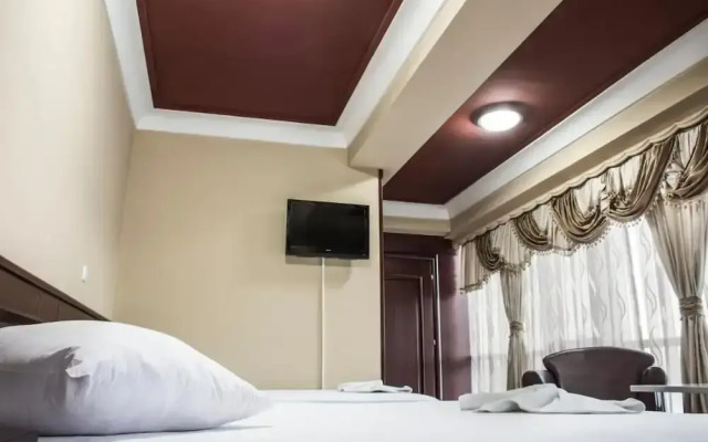 Hotel King