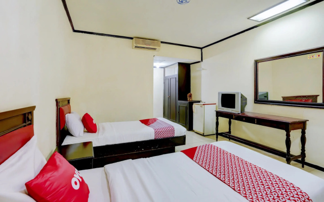 OYO 90250 Hotel Lumajang New
