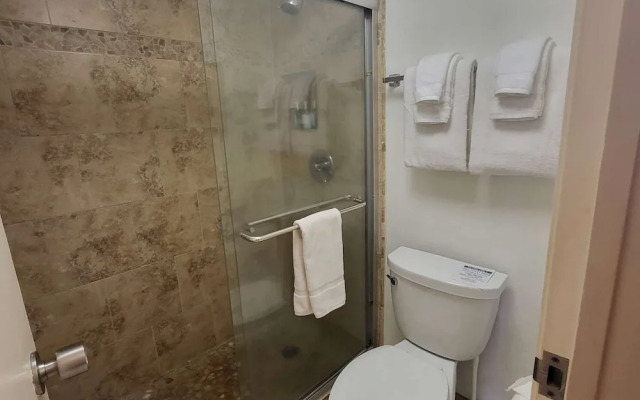 Royal Kahana 220 - 2Br Condo