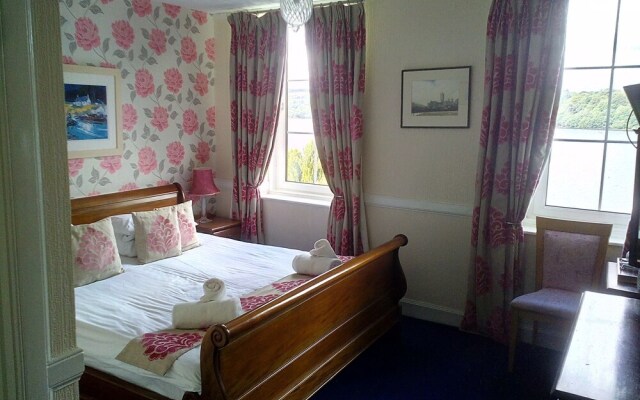 Portsonachan Hotel & Lodges