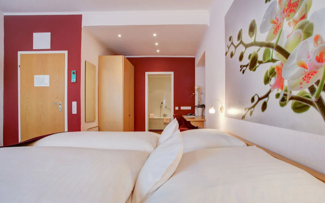 Hotel Consul