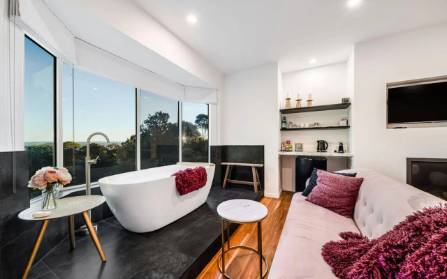 Ninderry Manor- Magical Sunshine Coast Escape