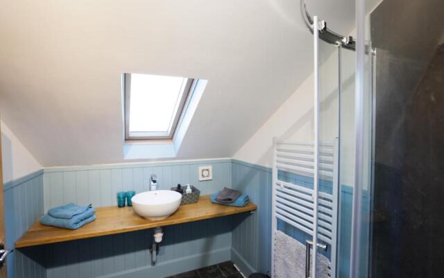 Crackin View Guest House