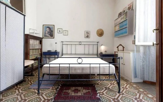 Ponte Rosso Apartment