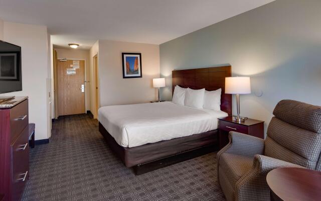 Best Western Plus Gateway Inn & Suites