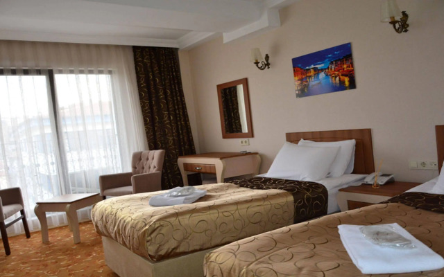 Konur Hotel