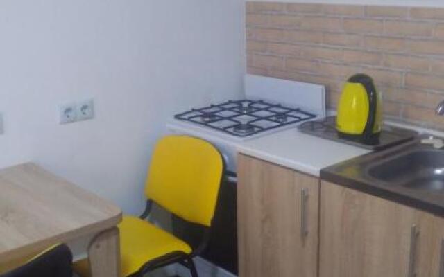 Lviv Новобудова біля автовокзалу