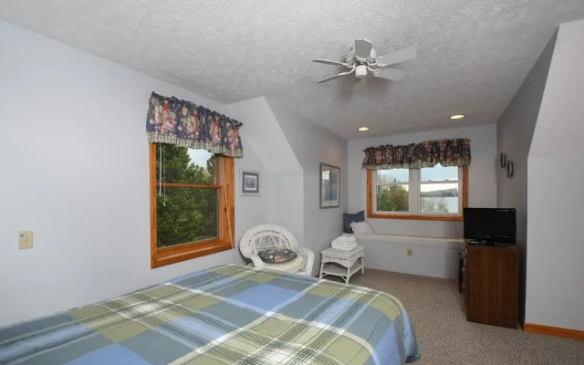 At Last 6 Bedroom House