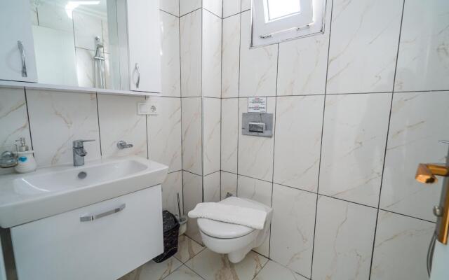 Flat with Shared Pool and Shared Backyard in Kas