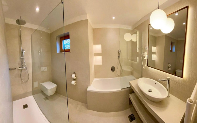 Hotel Eden