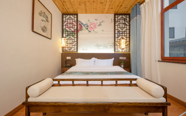 Floral Hotel·Huiyuan Residential Accommodation (Tianzhu Mountain Scenic Area Store)