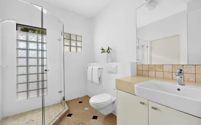 Mykonos, 3/37 Duke Street, Sunshine Beach