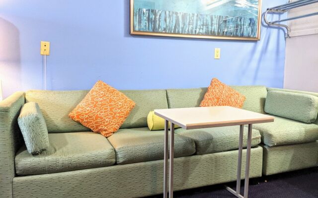 Executive Inn Thomson